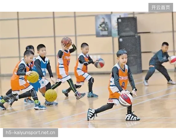 篮球少年被打到掉牙